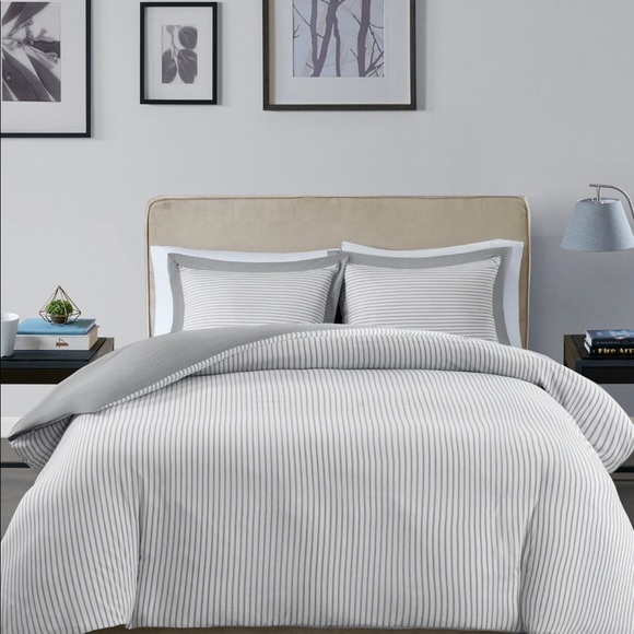 Madison Park Essentials Reversible Duvet Cover Set - Picture 3 of 8